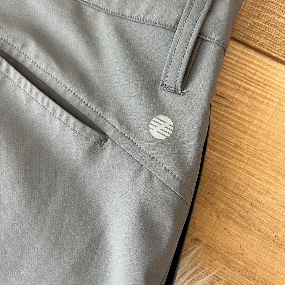 Z by Zella Men’s Stretch Pants Gray Size 32 Performance Golf Travel - Picture 4 of 4